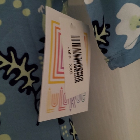 NWT BUNDLE OF 2 XXS LULAROE JULIA DRESSES - Picture 3 of 6